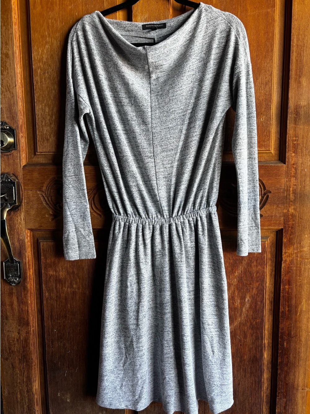 Banana Republic Gray Long-Sleeve Elastic-Waist Dress